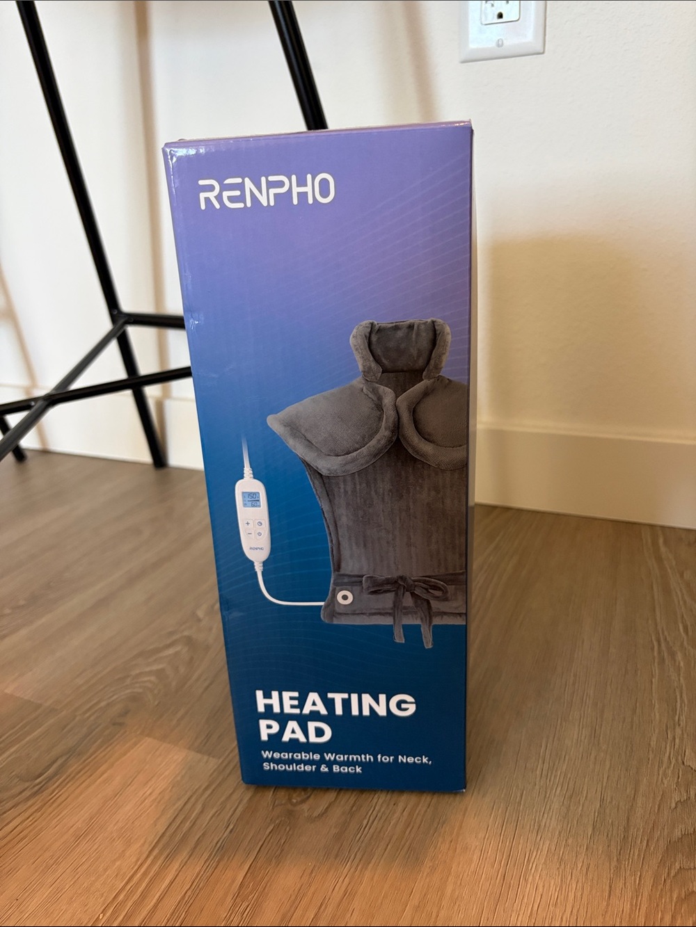 RENPHO Gray Electric Heating Pad for Neck & Shoulders - Picture 6 of 7